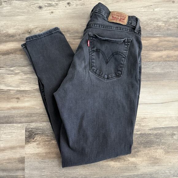 Levi’s Women’s Black Curvy Skinny Distressed Jeans Size 31 Denim - Picture 6 of 6